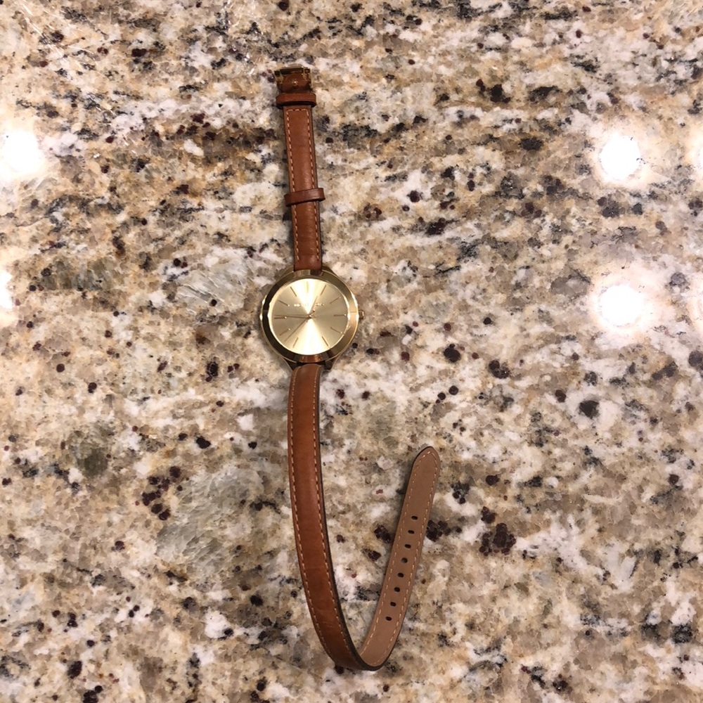 Michael Kors Watch - Picture 2 of 6